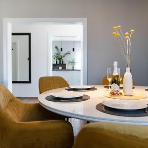 https://new-superior-apartment-sincic.in-istria.net
